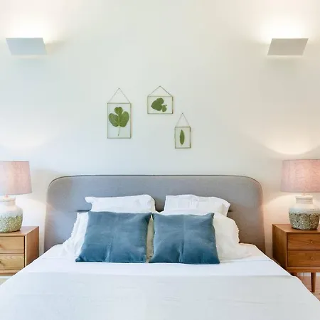 Stylish Indoor Patio, Free Netflix & Private Parking Διαμέρισμα